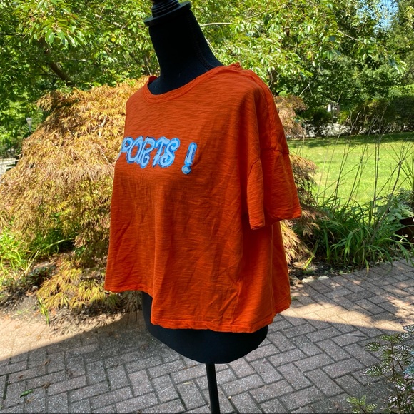 SPORTS! Loose Short-Sleeve Crop T-Shirt for Women - Picture 10 of 10